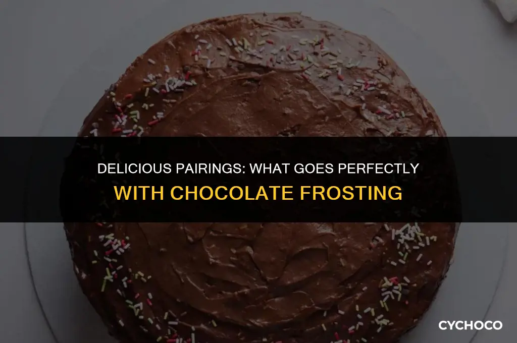what goes good with chocolate frosting